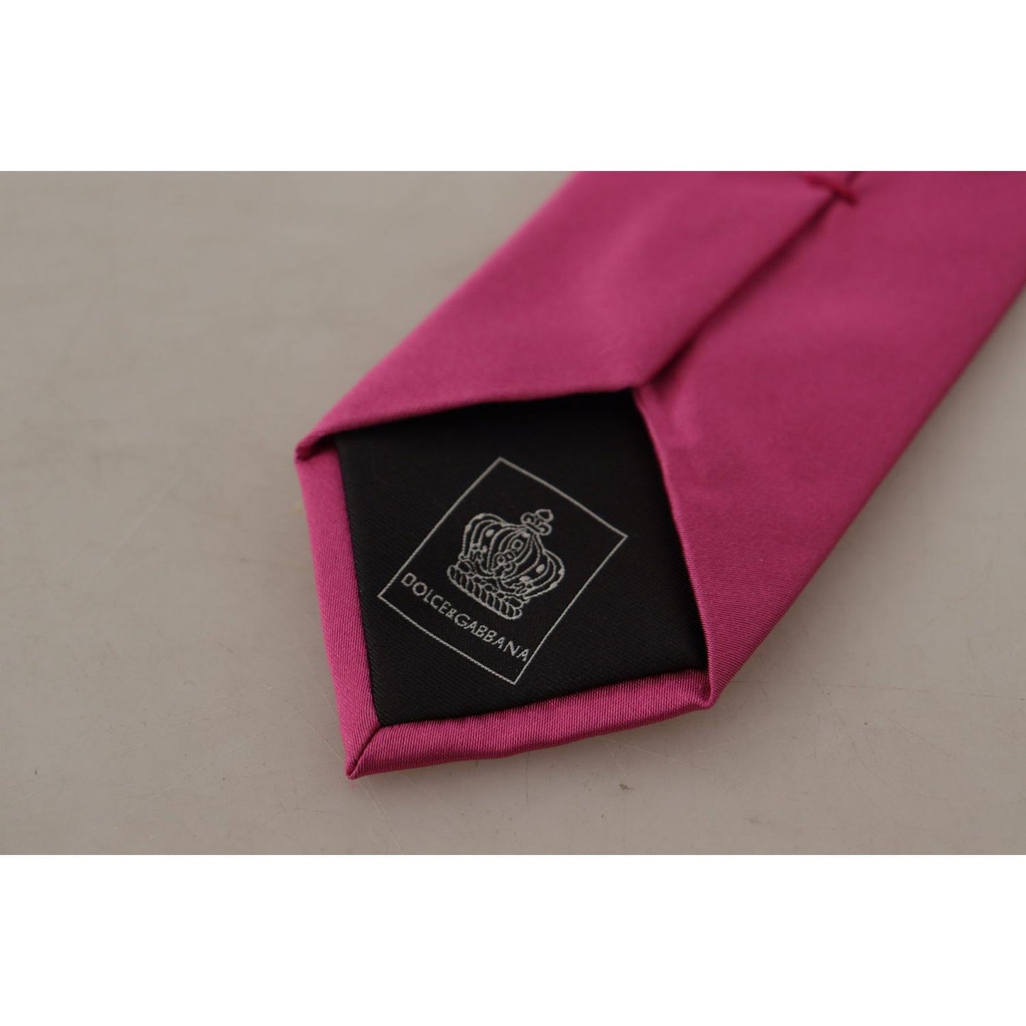 Dolce & Gabbana Elegant Pink Silk Bow Tie for the Dapper Gentleman Dolce & Gabbana