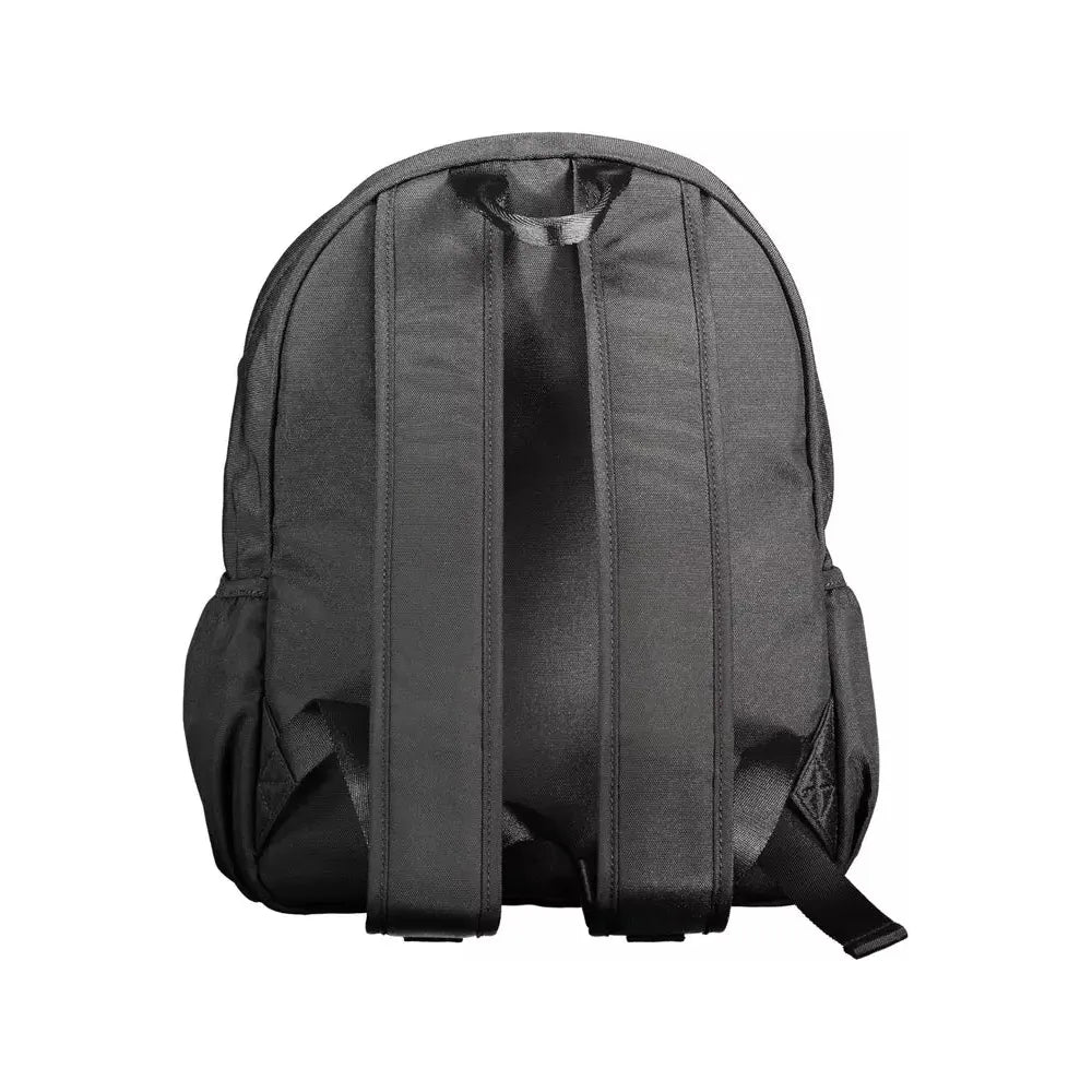 Front view with bag zipped and handles upright.