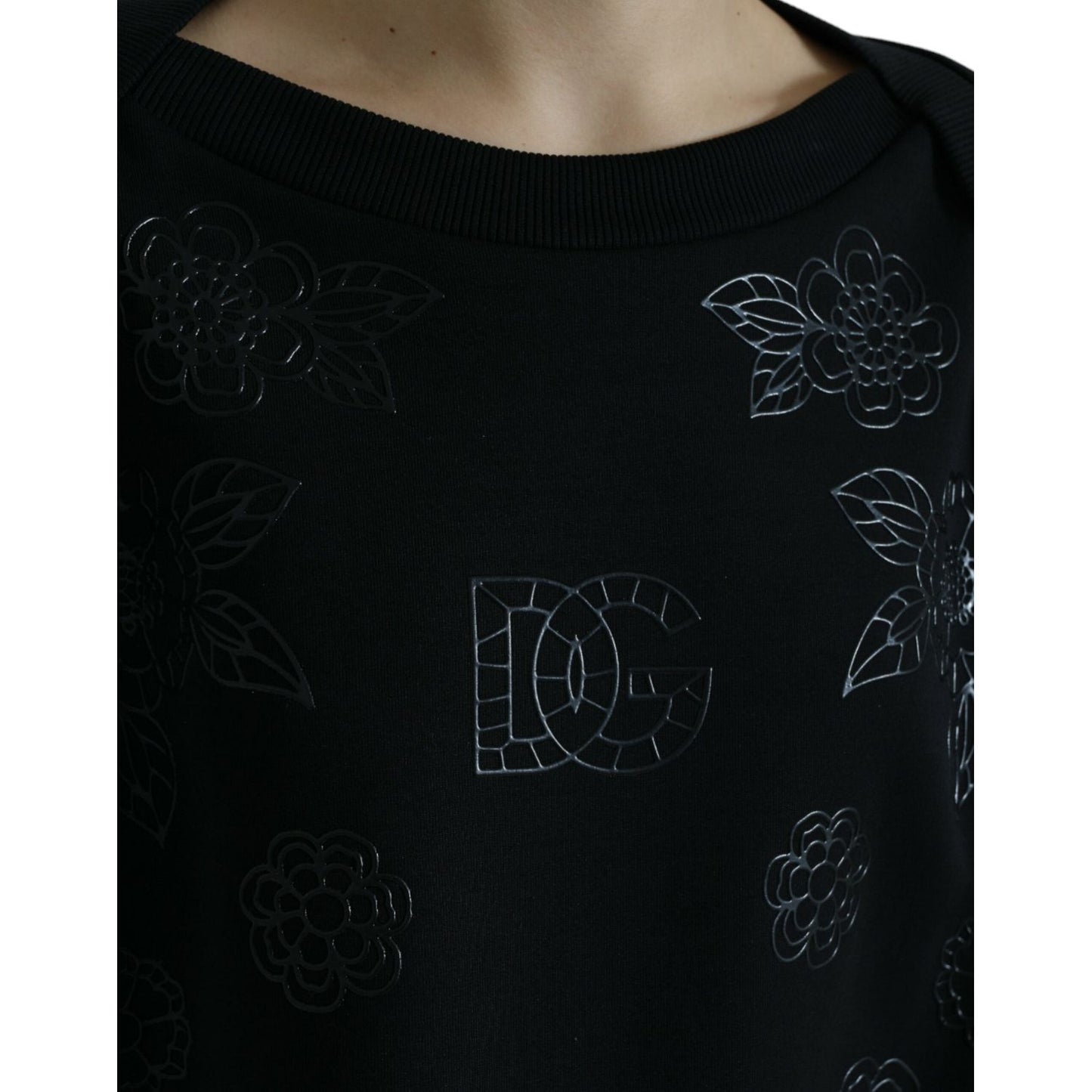 Dolce & Gabbana Elegant Black Floral Applique Sweater Dolce & Gabbana