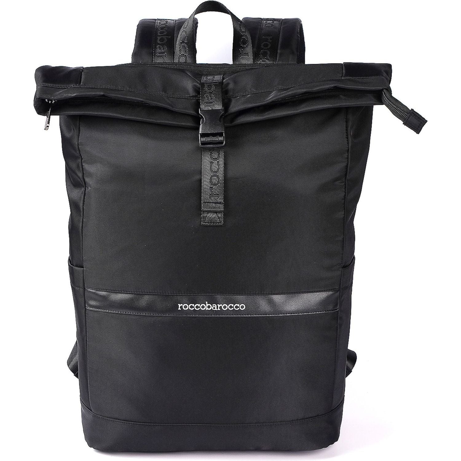 Front view with bag zipped and handles upright.