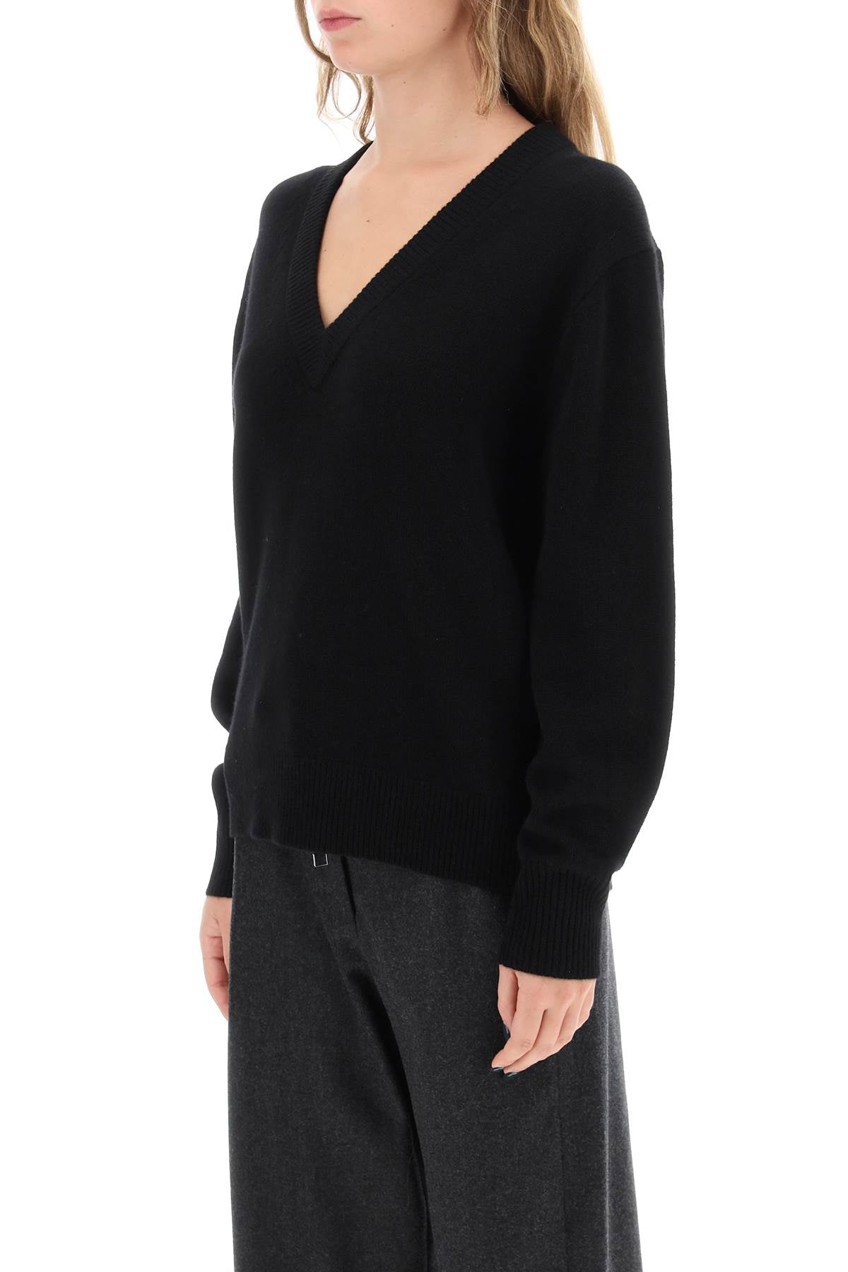 Guest In Residence the v cashmere sweater Knitwear Guest In Residence